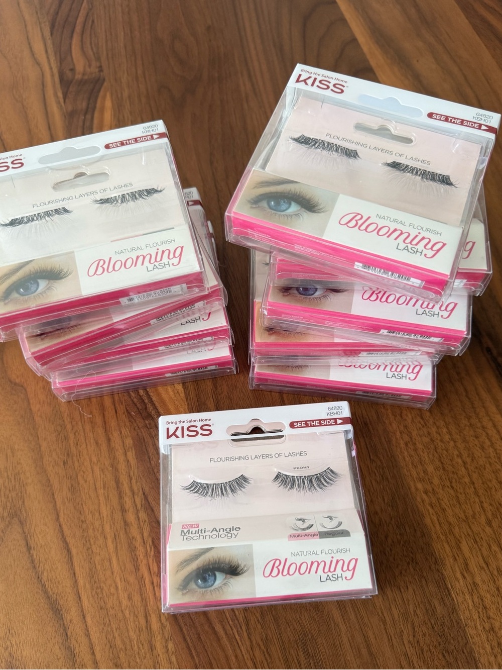 KISS Natural Flourish Peony Blooming Lash (Bundle of 10)